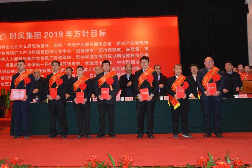 e44b9ce344b04282bb118d3f7f0371f2